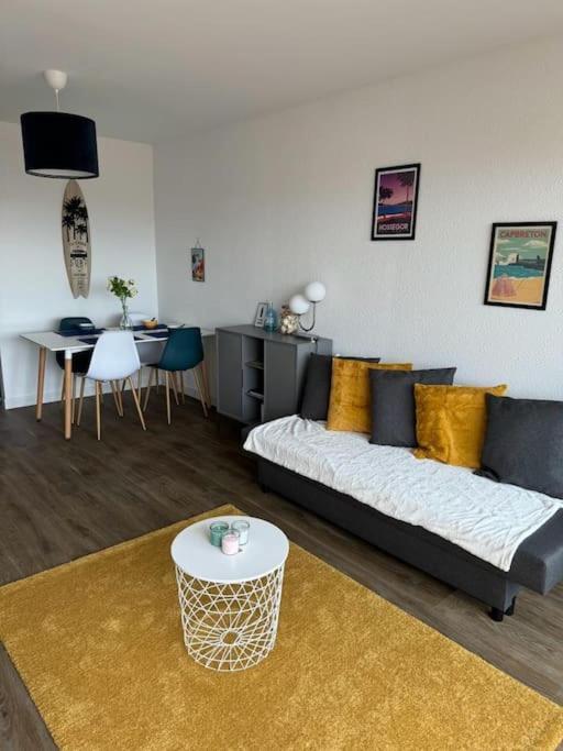 Cap Ocean Appartement T2 Cosy Avec Balcon A 1 Min De L'Ocean Capbreton Buitenkant foto